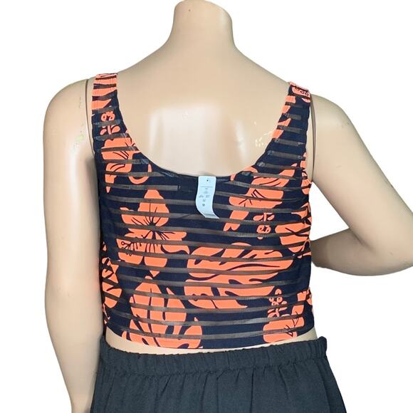 2B Bebe NWT Crop Top Sleeveless Leaf Print Blue/Orange Pullover Size M - Picture 6 of 8